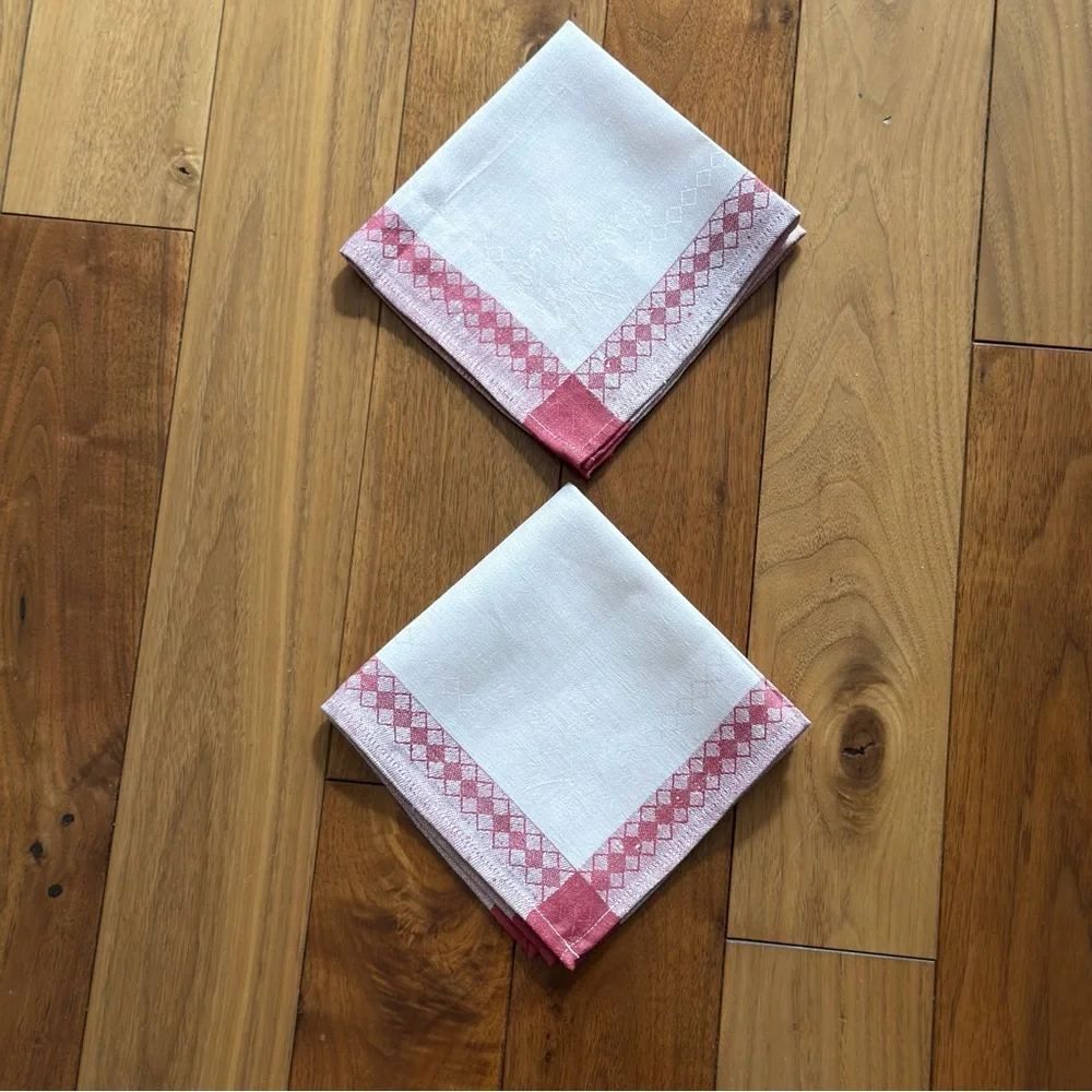 Vintage European Damask Linen Napkins – Set of 2 – 13x13